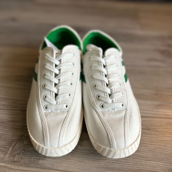 Tretorn ECO Ortholite Sneakers SZ 8 NWT - Picture 2 of 9